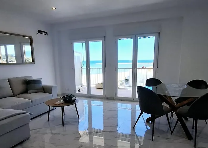 1ª Linea De Playa, Denia, Les Deveses דירה *